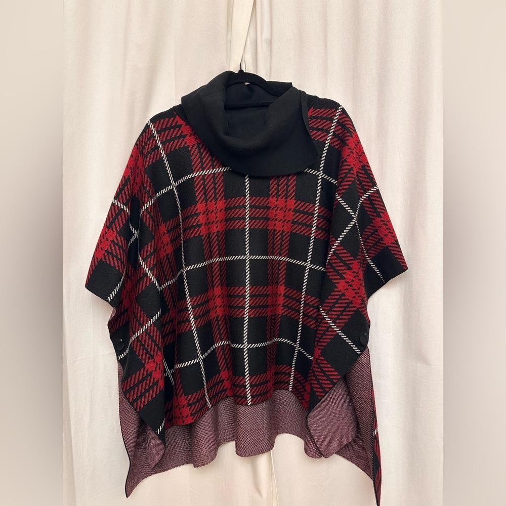 Anne Klein Red and Black Knit Poncho